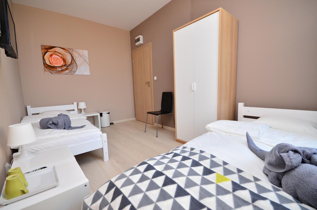 G'Hostel Deszczno Bagian luar foto
